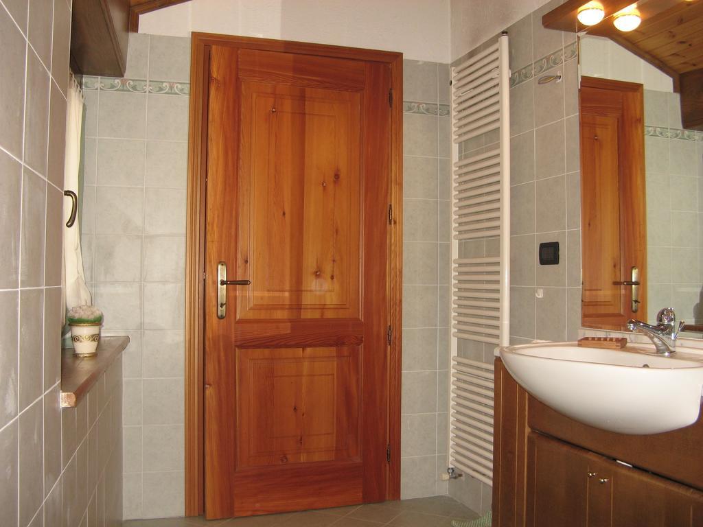 Maison Besenval Apartman Aosta Szoba fotó