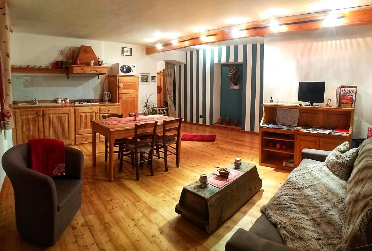 Maison Besenval Apartman Aosta Kültér fotó